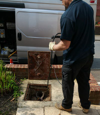 Drain excavation in Bermondsey